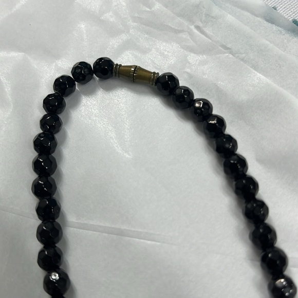 My Green Period:Two Well-Balanced Strands of Vintage Beads - Picture 10 of 12